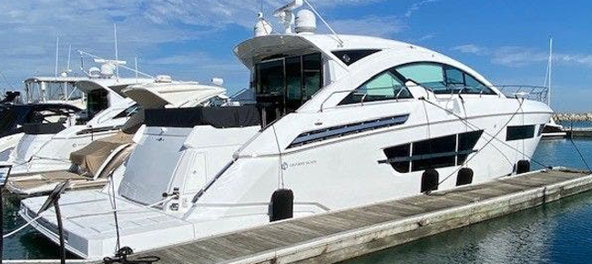 2021 Cruisers Yachts 60 Cantius