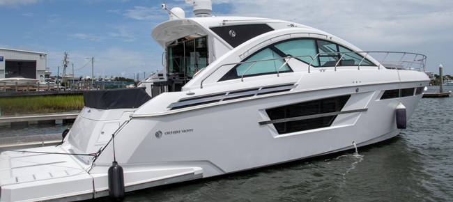 2022 Cruisers Yachts 54 Cantius