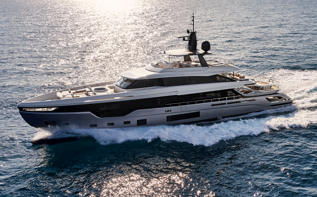 Azimut Grande Trideck